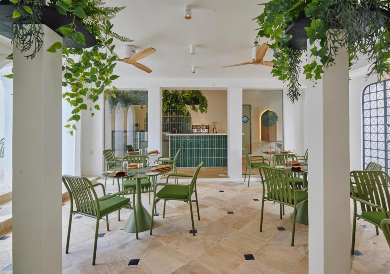 Stone Hotels Dhiffushi Ngoại thất bức ảnh